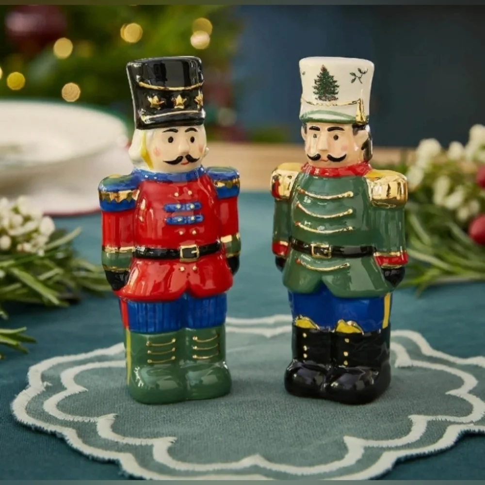 Spode Christmas Tree Nutcracker Salt & Pepper Shaker Set Festive Table Setting